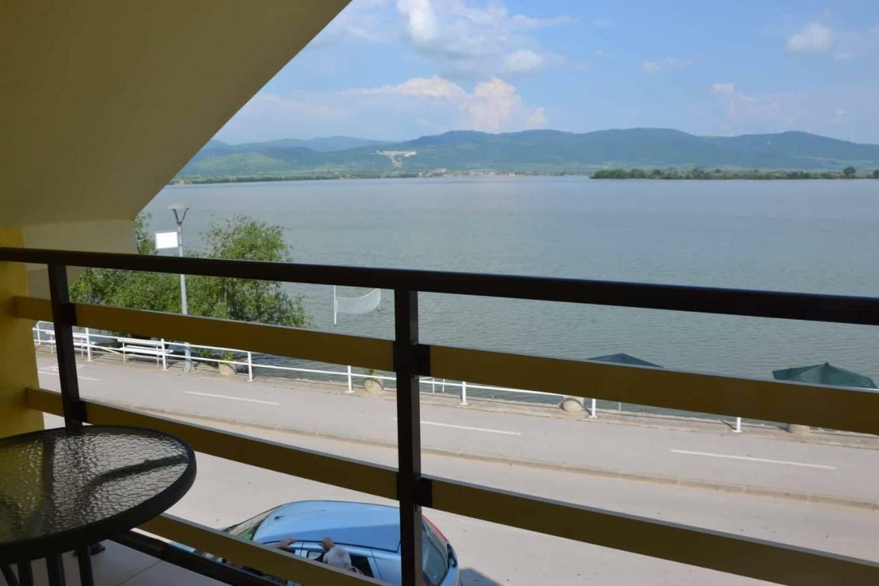 Guest House Bole Vinci Exterior foto